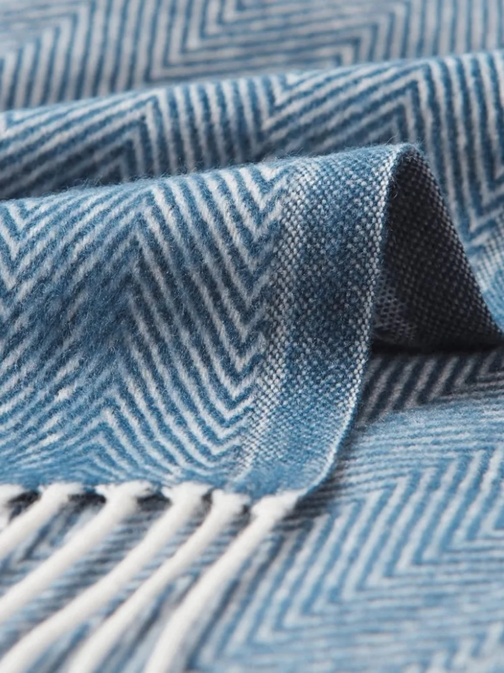 Navy Blue Herringbone Lightweight Sift Fringe Throw Blanket 50 X 60